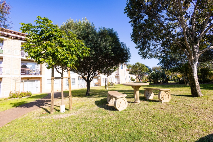 2 Bedroom Property for Sale in Burgundy Estate Western Cape